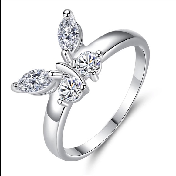 New Women’s 925 Silver Sweet Butterfly Diamond Ring 💍 - Picture 3 of 6